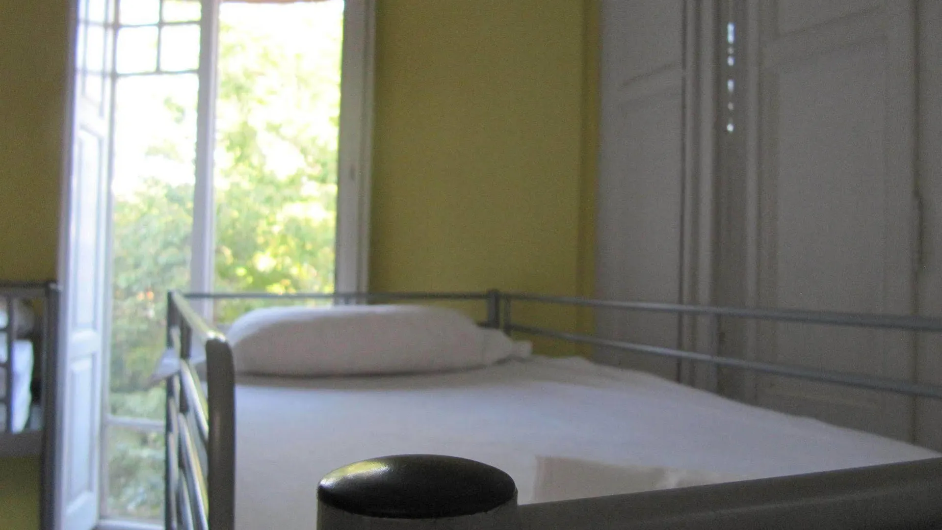 *****  Garden House Hostel Barcelona By Feetup Hostels Испания